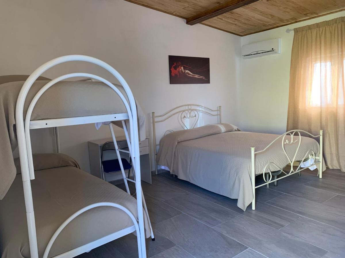 Casa Acito Bed & Breakfast Stornara Exterior photo